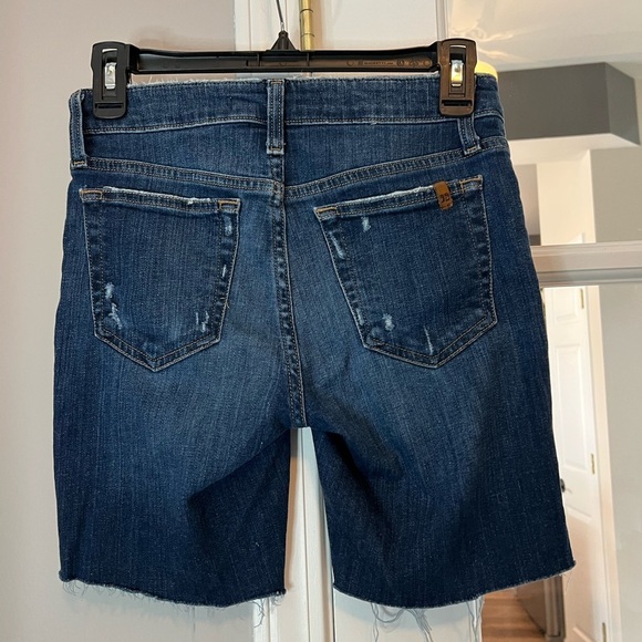 Joe's Jeans Dark Blue Jean Shorts size 26, distressed, raw hem EUC - Picture 3 of 7